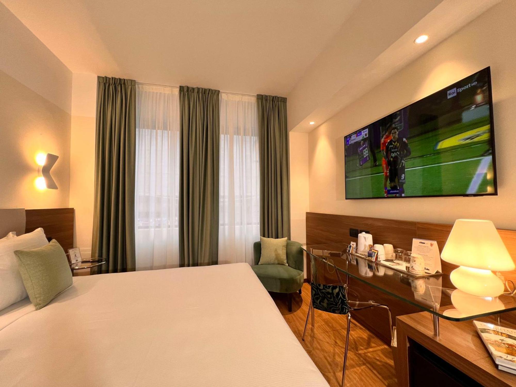 Western 4* Milan